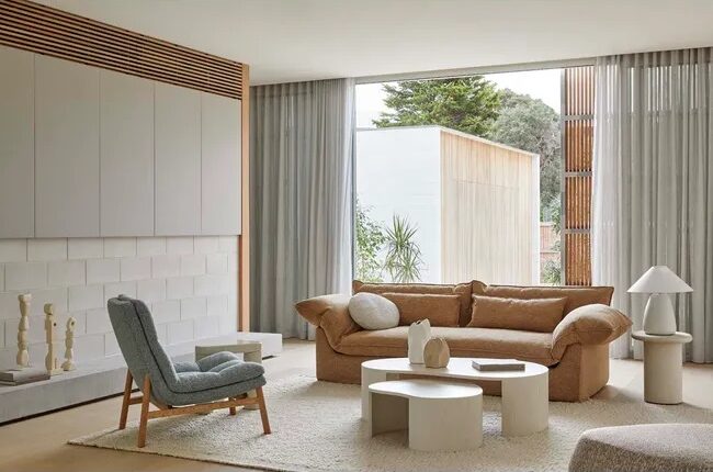 GlobeWest lifestyle setting